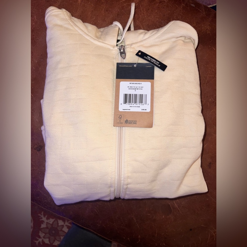 Womens northface Longs peak quilted zip up size small brand new